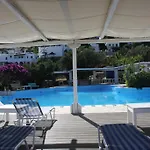 Otel Lefkes Village 4*