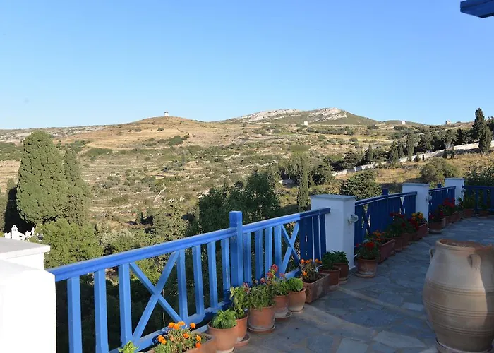 Ξενοδοχείο Lefkes Village 4*