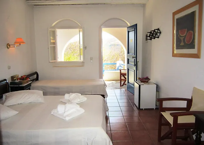 Lefkes Village 4* Λεύκες