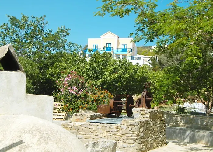 Ξενοδοχείο Lefkes Village 4*