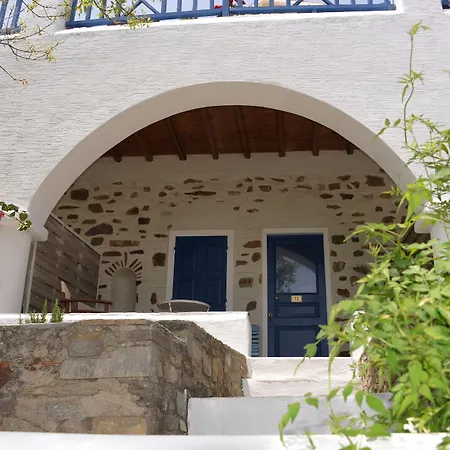 Ξενοδοχείο Lefkes Village Λεύκες