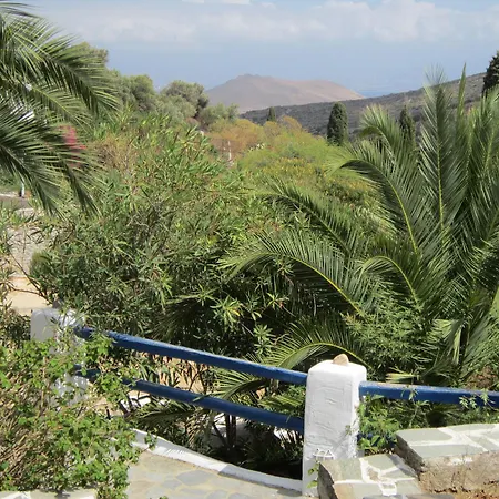 Lefkes Village Λεύκες