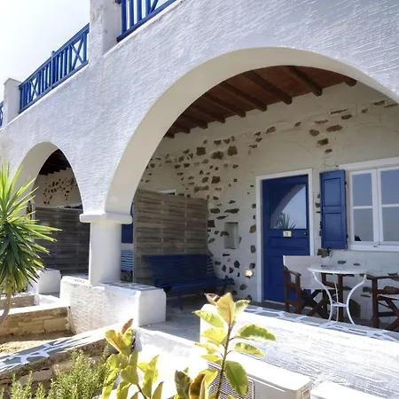 Lefkes Village Λεύκες