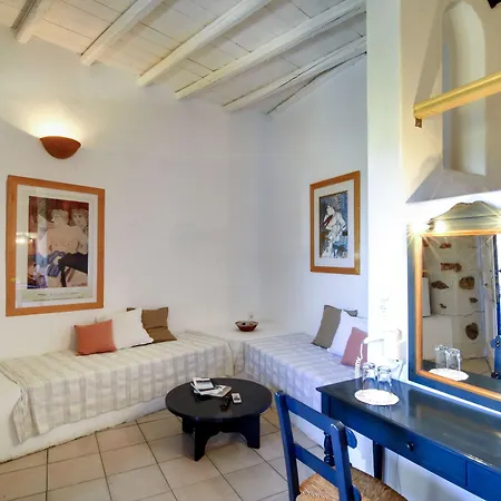 Ξενοδοχείο Lefkes Village 4*