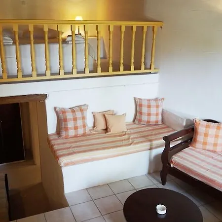 Ξενοδοχείο Lefkes Village 4*