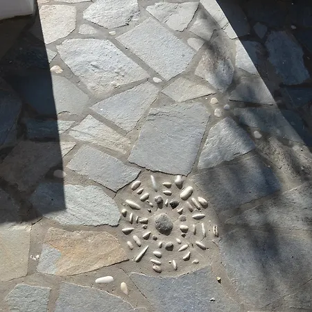 Lefkes Village