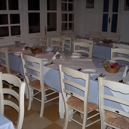 Lefkes Village 4* Λεύκες
