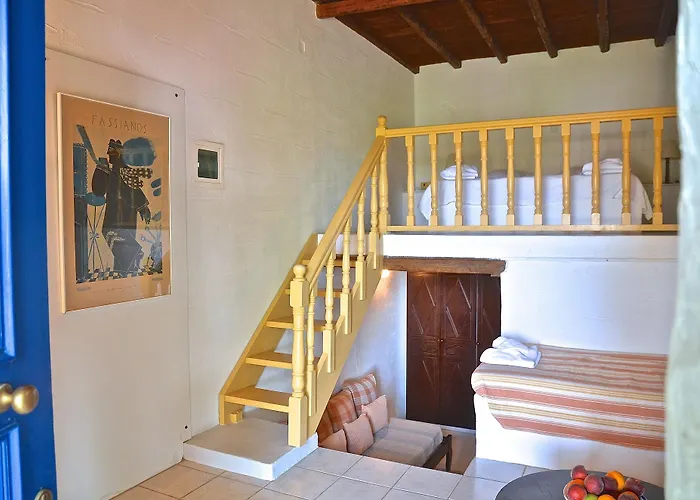 Hotel Lefkes Village