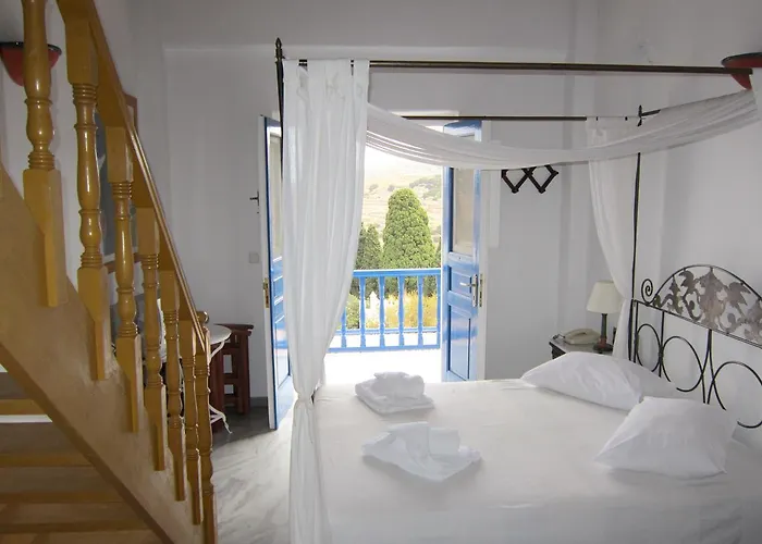 Lefkes Village Hotel