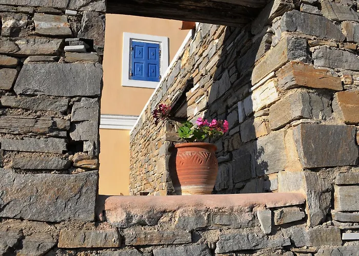 Lefkes Village Hotel